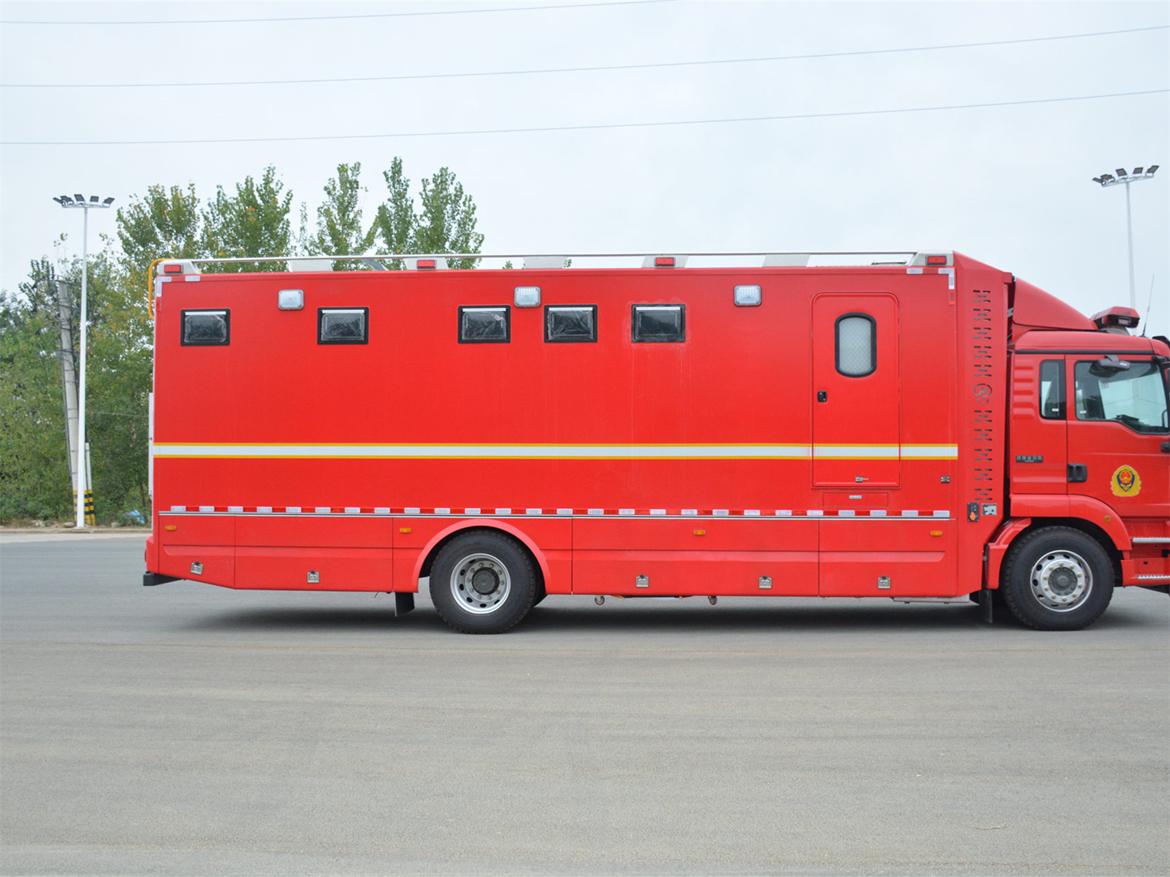 后勤保障淋浴車