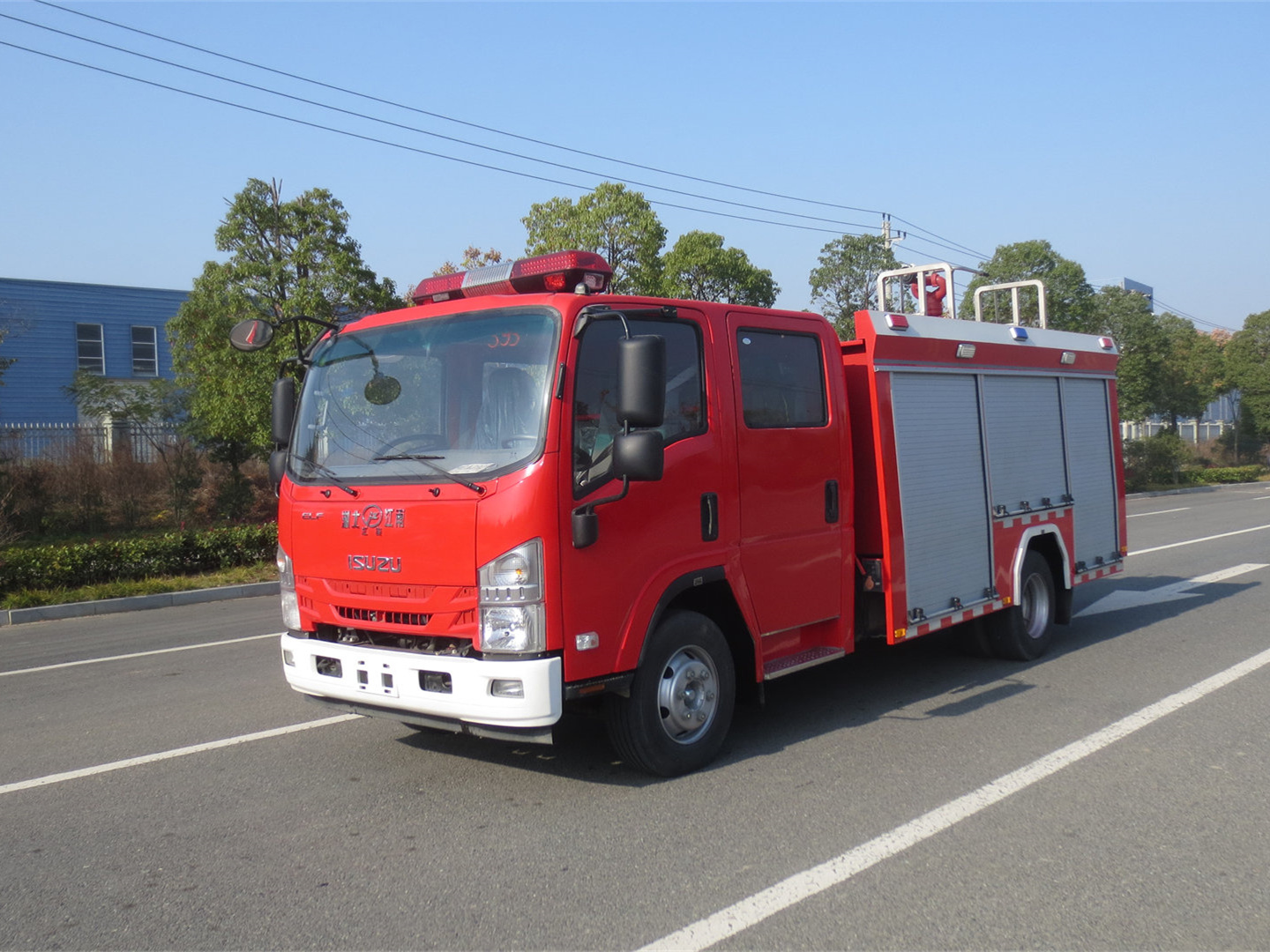 4噸五十鈴泡沫消防車