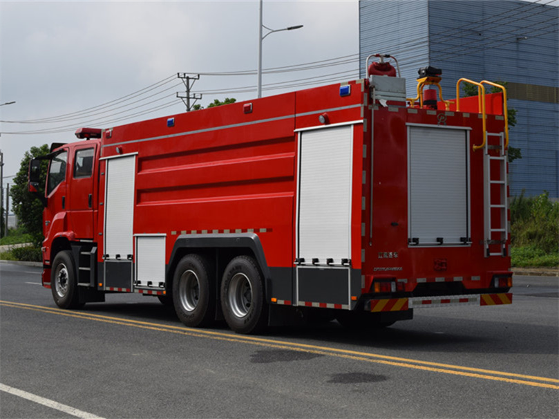 16噸慶鈴泡沫消防車